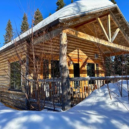 HUSKY - Chalets de Moh - Jacuzzi La Malbaie Buitenkant foto