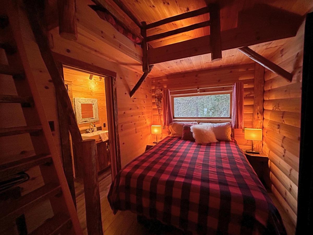 HUSKY - Chalets de Moh - Jacuzzi La Malbaie Buitenkant foto