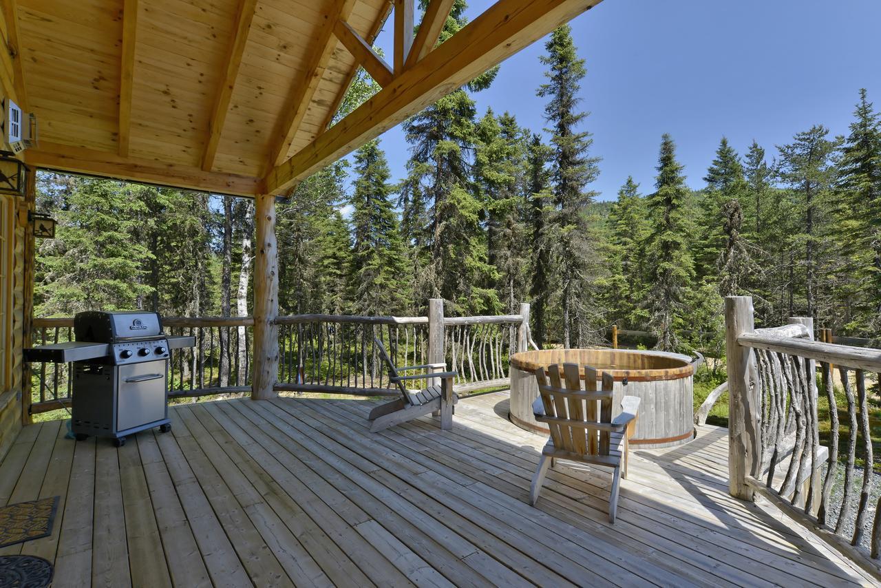 HUSKY - Chalets de Moh - Jacuzzi La Malbaie Buitenkant foto